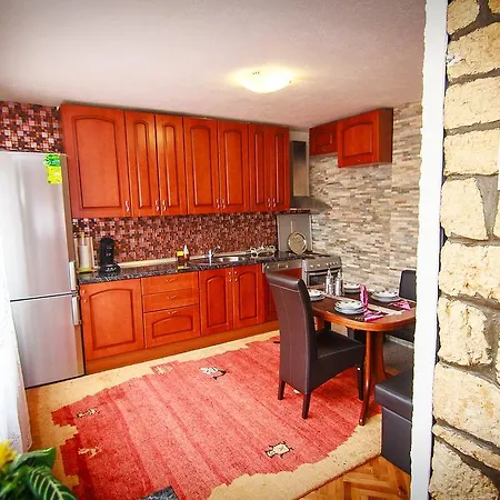 Daire Red House Visoko