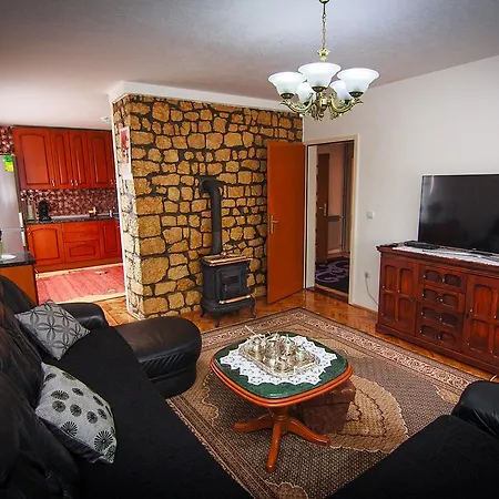 Red House Apartamento *