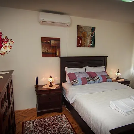 Red House Apartamento *