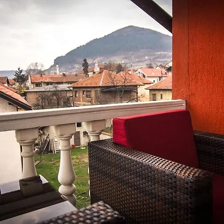 Red House Apartamento *